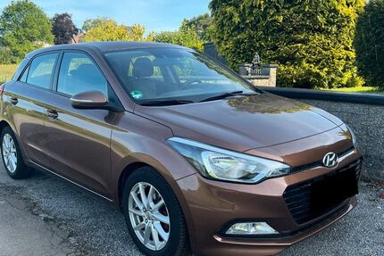 Hyundai i20 118.000 km 5.950 &euro; Eschweiler 52249