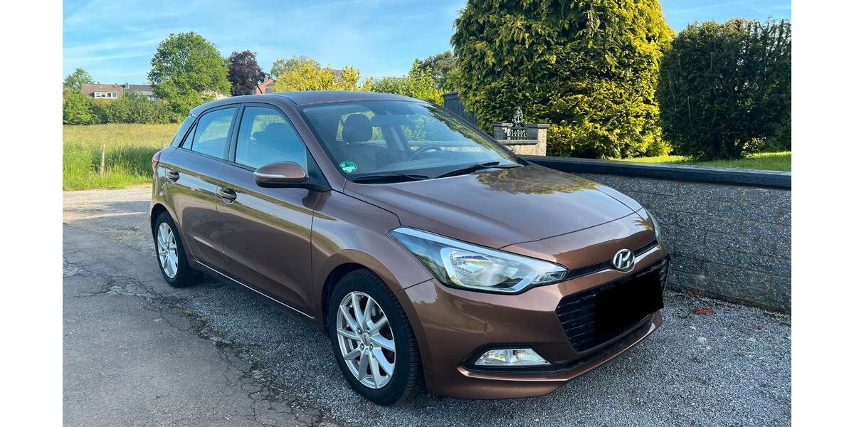 Hyundai i20 118.000 km 5.950 &euro; Eschweiler 52249
