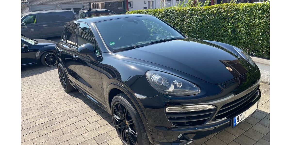 Porsche Cayenne 192.800 km 26.500 &euro; Aachen 52066