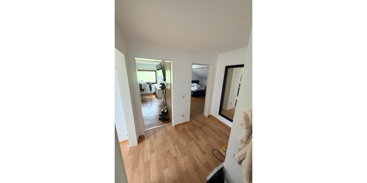 Dachgeschoßwohnung Euskirchen - 2 Zimmer, 50 m&sup2;, 630&euro; | Angebot:26610453