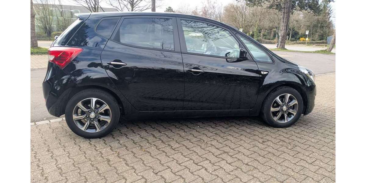 Hyundai iX20 109.700 km 8.250 &euro; Aachen, Stadt 52076