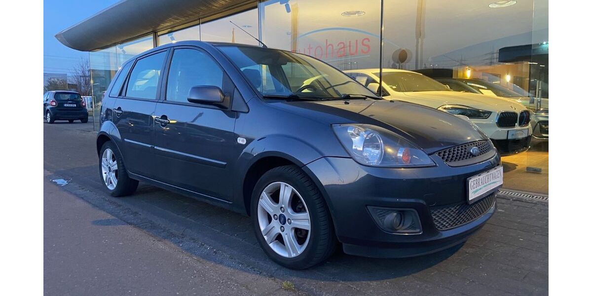 Ford Fiesta 118.107 km 2.900 &euro; Brühl 50321