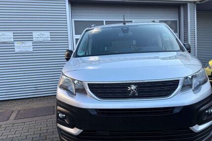 Peugeot Rifter 221.909 km 10.501 &euro; Frechen 50226