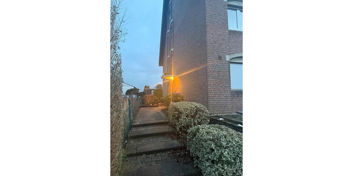 Etagenwohnung Herzogenrath - 3 Zimmer, 70 m&sup2;, 210.000&euro; | Angebot:25098600