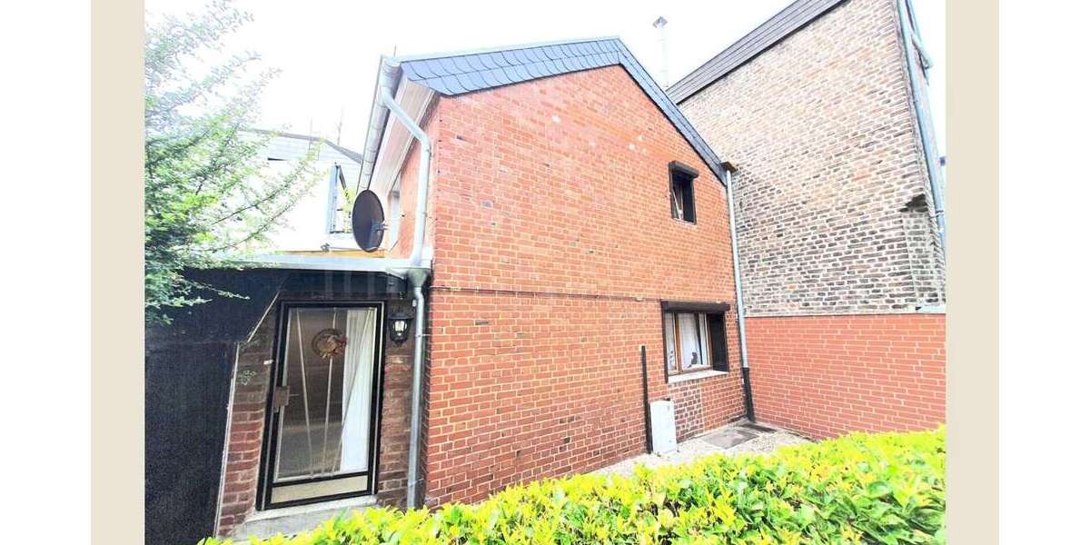 Einfamilienhaus Eschweiler - 4 Zimmer, 106 m&sup2;, 180.000&euro; | Angebot:25392650