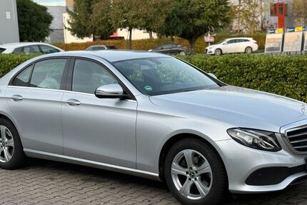 Mercedes-Benz E 220 191.512 km 17.990 &euro; Alsdorf 52477