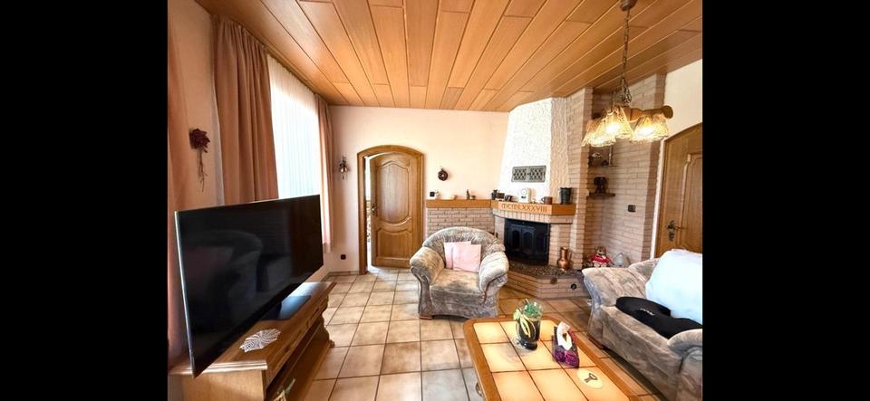 Bungalow Roetgen - 6 Zimmer, 150 m&sup2;, 1.480&euro; | Angebot:24433165