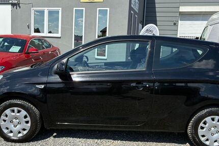 Hyundai i20 100.000 km 3.990 &euro; Euskirchen 53881