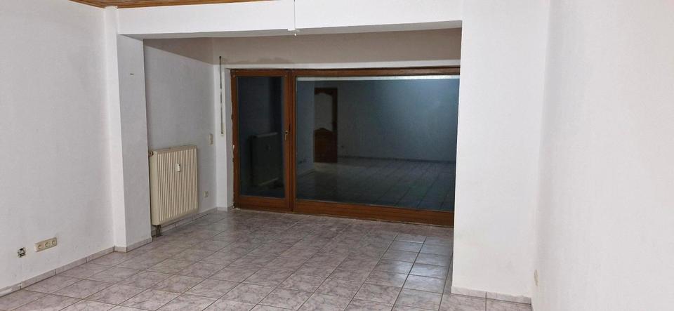 Terrassenwohnung Euskirchen - 3 Zimmer, 90 m&sup2;, 800&euro; | Angebot:25647930