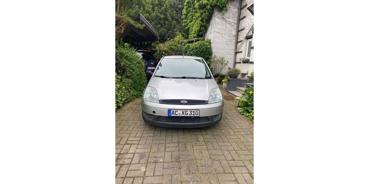 Ford Fiesta 227.500 km 600 &euro; Baesweiler 52499