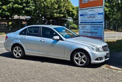 Mercedes-Benz C 220 233.303 km 8.800 &euro; Würselen 52146