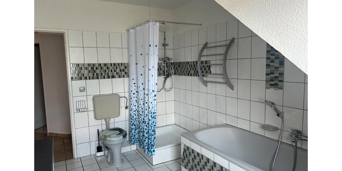Dachgeschoßwohnung Stolberg (Rheinland) - 4 Zimmer, 116 m&sup2;, 299.000&euro; | Angebot:26351307