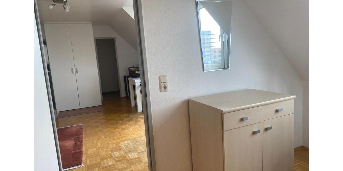 Dachgeschoßwohnung Aachen Aachen-Mitte - 2 Zimmer, 45 m&sup2;, 995&euro; | Angebot:26613501