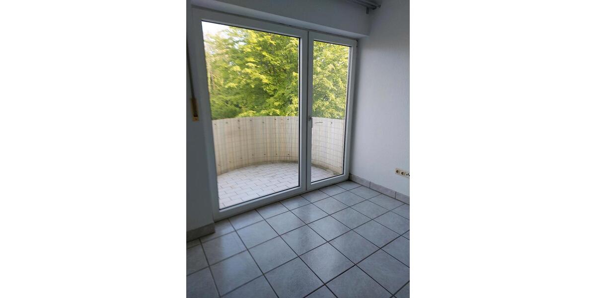 Etagenwohnung Erftstadt - 2 Zimmer, 38 m&sup2;, 370&euro; | Angebot:26350530