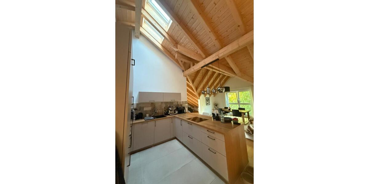 Dachgeschoßwohnung Bedburg - 5 Zimmer, 125 m&sup2;, 2.000&euro; | Angebot:26506474