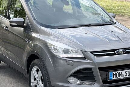 Ford Kuga 148.925 km 8.700 &euro; Alsdorf 52477