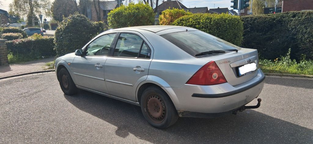 Ford Mondeo 186.566 km 1.700 &euro; Elsdorf-Berrendorf 50189