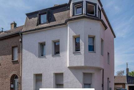 Haus Alsdorf - 9 Zimmer, 217 m&sup2;, 259.000&euro; | Angebot:25683987