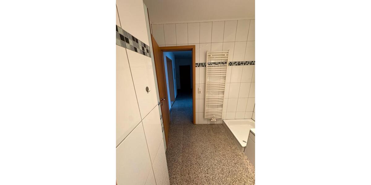 Erdgeschoßwohnung Düren Distelrath - 2 Zimmer, 68 m&sup2;, 850&euro; | Angebot:26241832