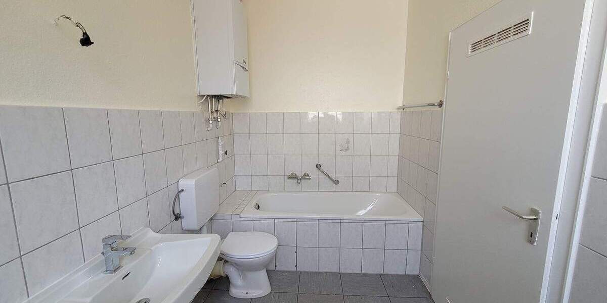 Etagenwohnung Stolberg - 4 Zimmer, 95 m&sup2;, 850&euro; | Angebot:25689244