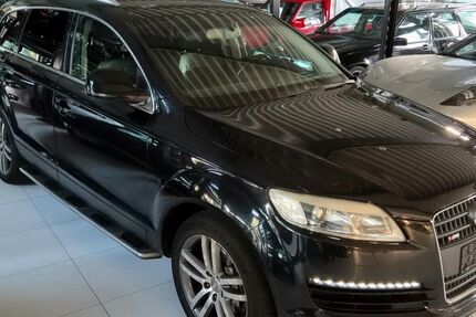 Audi Q7 303.000 km 6.850 &euro; Brühl 50321