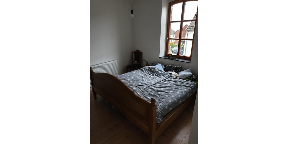 Einfamilienhaus Linnich - 8 Zimmer, 150 m&sup2;, 460.000&euro; | Angebot:25282171