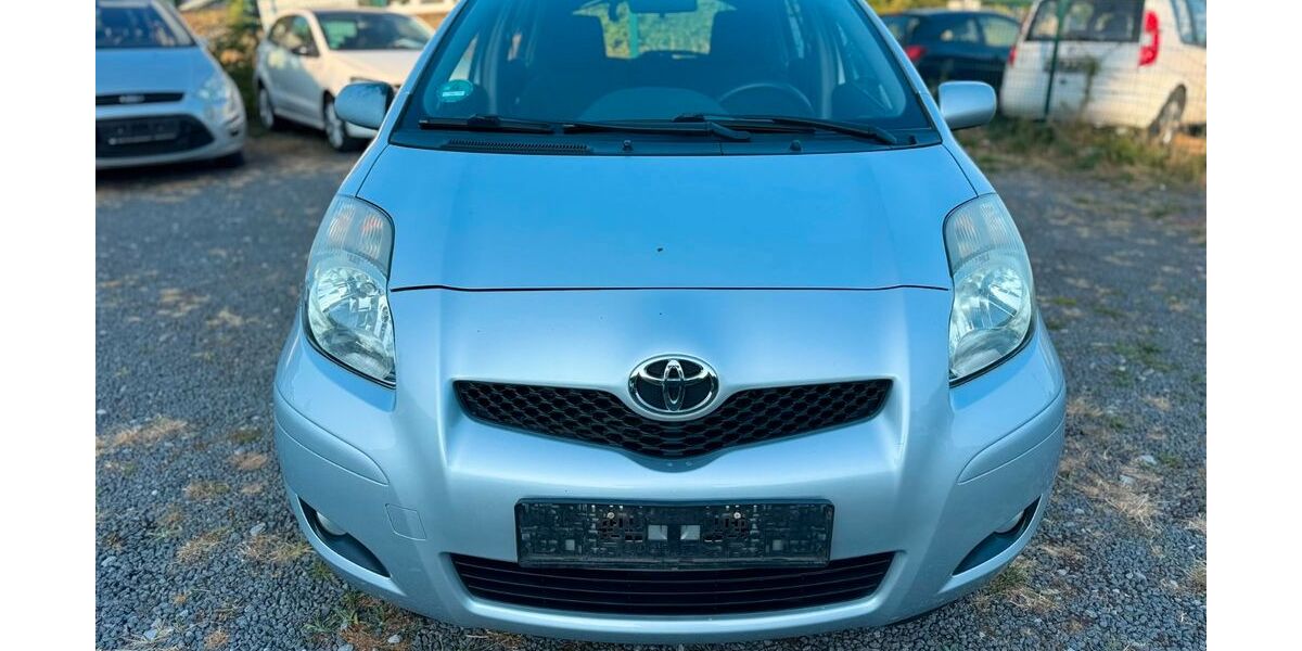 Toyota Yaris 185.000 km 2.799 &euro; Mechernich 53894