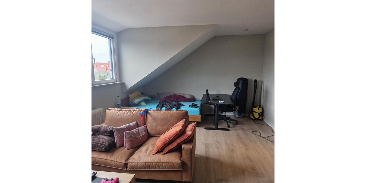 Dachgeschoßwohnung Alsdorf - 1 Zimmer, 33 m&sup2;, 95.000&euro; | Angebot:27082030