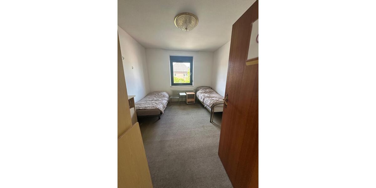 Doppelhaushälfte Linnich - 6 Zimmer, 153 m&sup2;, 1.250&euro; | Angebot:25864081