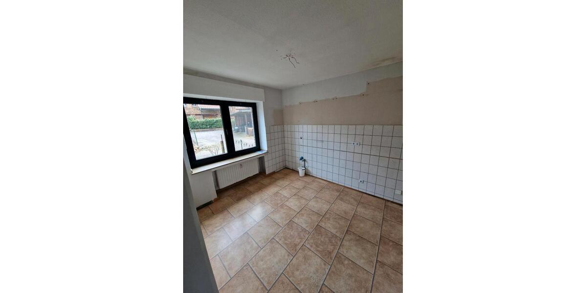 Erdgeschoßwohnung Niederzier - 5 Zimmer, 95 m&sup2;, 215.000&euro; | Angebot:26022936