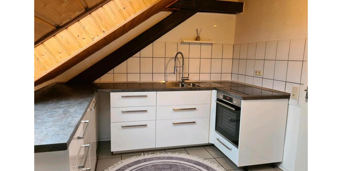 Dachgeschoßwohnung Düren Distelrath - 3 Zimmer, 86 m&sup2;, 670&euro; | Angebot:26577541