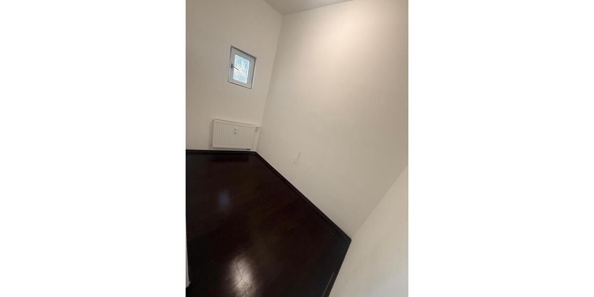 Einfamilienhaus Frechen - 5 Zimmer, 170 m&sup2;, 2.300&euro; | Angebot:26652878
