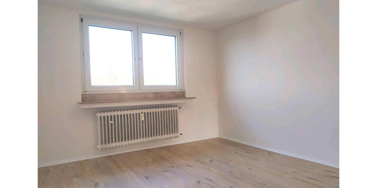 Dachgeschoßwohnung Stolberg (Rheinland) - 3 Zimmer, 65 m&sup2;, 159.000&euro; | Angebot:26762469