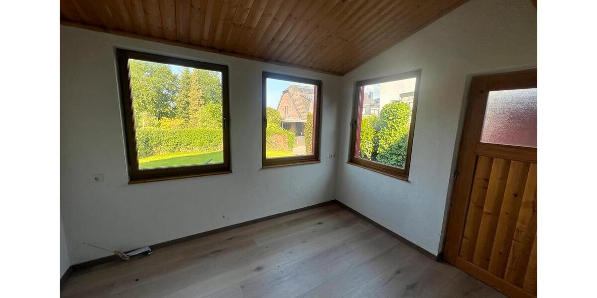 Reihenhaus Herzogenrath - 5 Zimmer, 126 m&sup2;, 1.000&euro; | Angebot:26520995