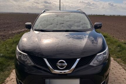 Nissan Qashqai 73.000 km 9.900 &euro; Vettweiß 52391