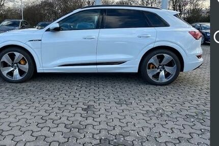 Audi e-tron 55.000 km 32.899 &euro; Erftstadt 50374