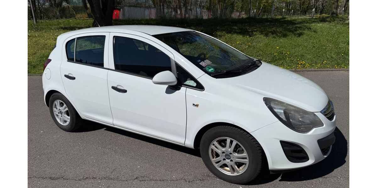 Opel Corsa 202.000 km 2.690 &euro; Aachen 52064
