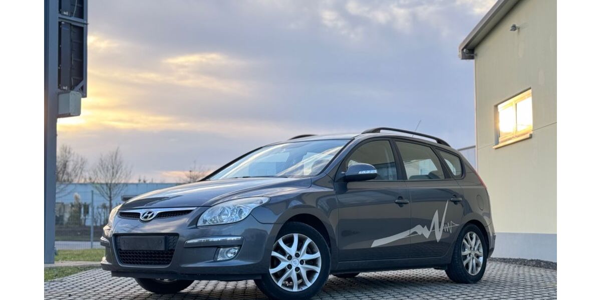Hyundai i30 230.000 km 2.499 &euro; Eschweiler 52249