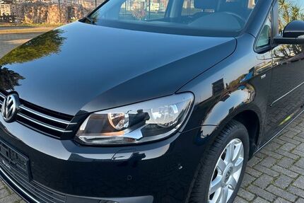 VW Touran 150.000 km 10.999 &euro; würselen 52146