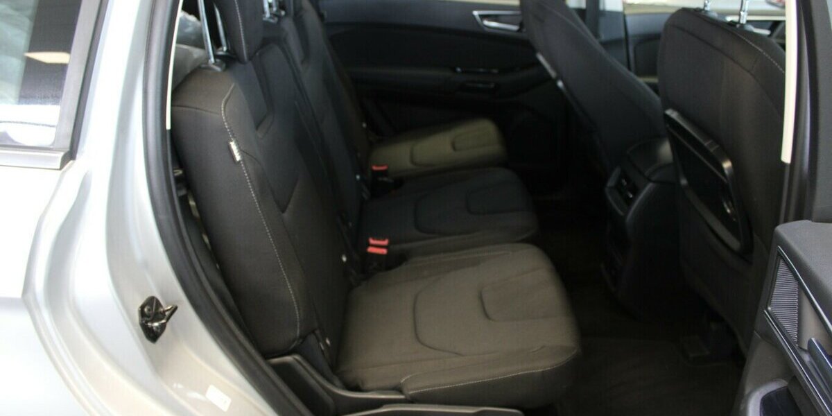 Ford S-Max 2.5 Duratec FHEV TITANIUM -AHK - 97.950 km 22.980 &euro; Euskirchen 53881