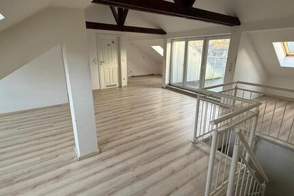 Wohnung Alsdorf - 4 Zimmer, 140 m&sup2;, 1.150&euro; | Angebot:25408522