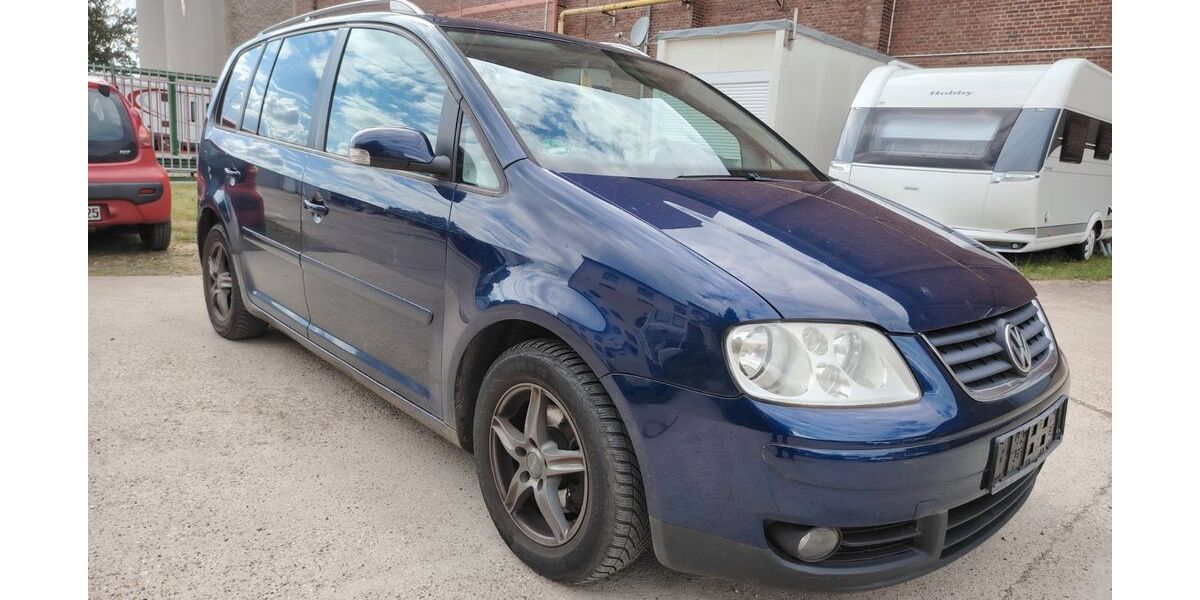 VW Touran 237.500 km 1.700 &euro; Düren 52349