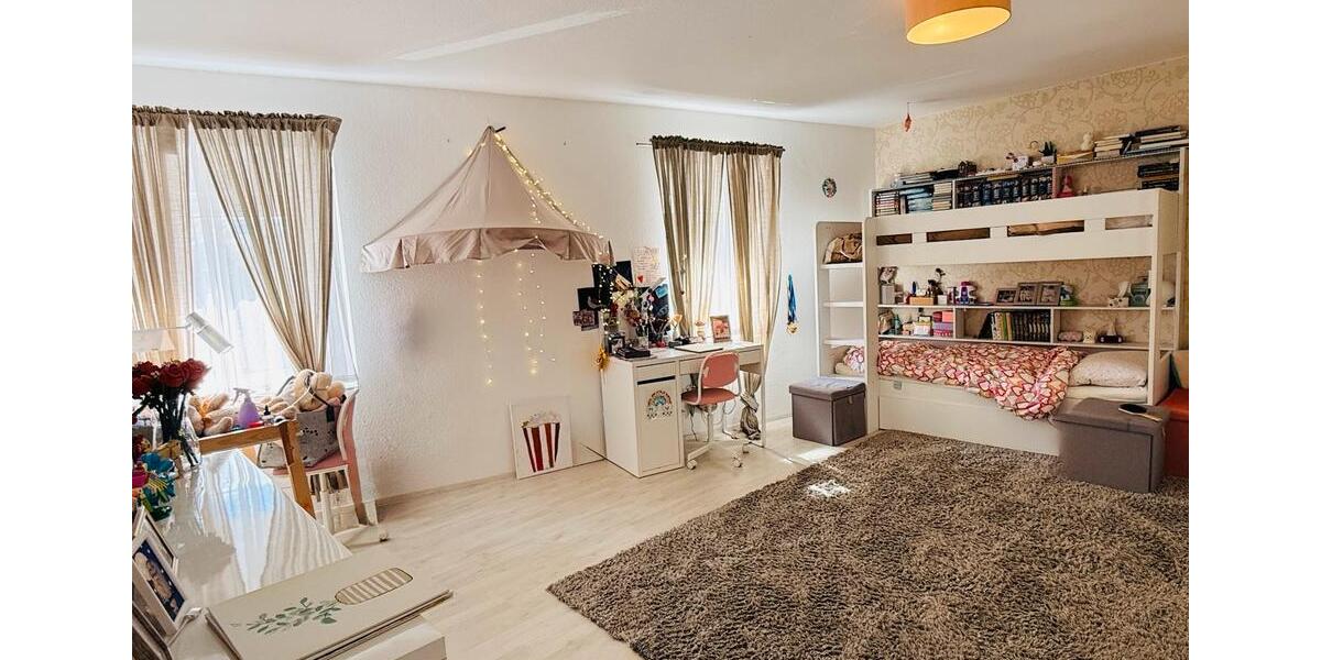 Doppelhaushälfte Aachen Eilendorf - 3.5 Zimmer, 156 m&sup2;, 450.000&euro; | Angebot:26051000