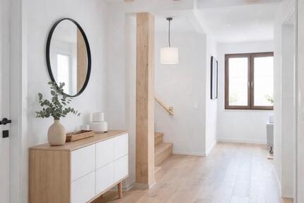 Haus Köln Innenstadt - 4 Zimmer, 130 m&sup2;, 2.000&euro; | Angebot:25636943