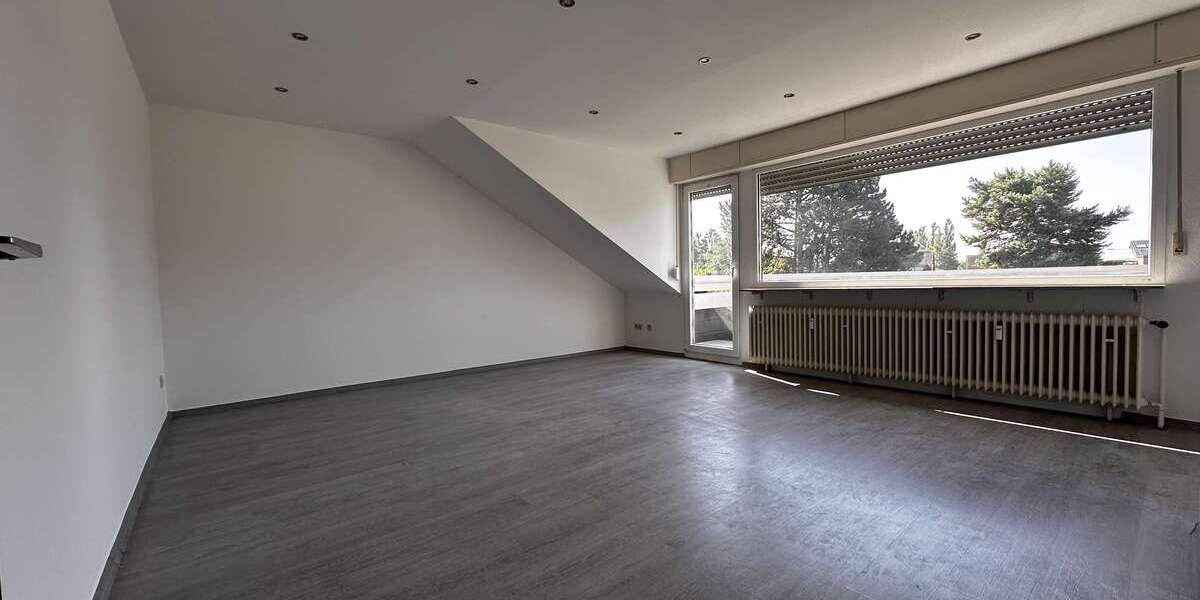 Etagenwohnung Düren Mariaweiler-Hoven - 3 Zimmer, 91 m&sup2;, 820&euro; | Angebot:26960609