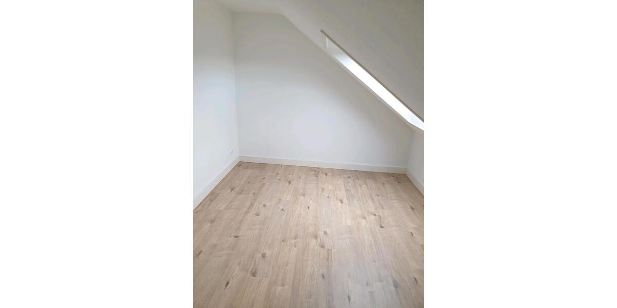 Dachgeschoßwohnung Nörvenich - 3 Zimmer, 68 m&sup2;, 880&euro; | Angebot:26226700
