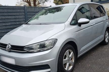VW Touran 195.000 km 11.700 &euro; Düren 52351
