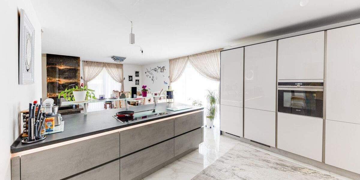 Einfamilienhaus Alsdorf Ost - 8 Zimmer, 235 m&sup2;, 849.000&euro; | Angebot:25772712