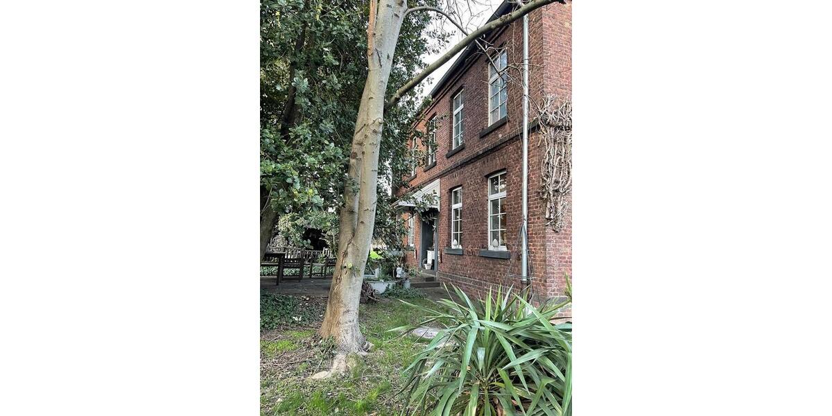 Einfamilienhaus Bergheim Auenheim - 9 Zimmer, 300 m&sup2;, 670.000&euro; | Angebot:26990660