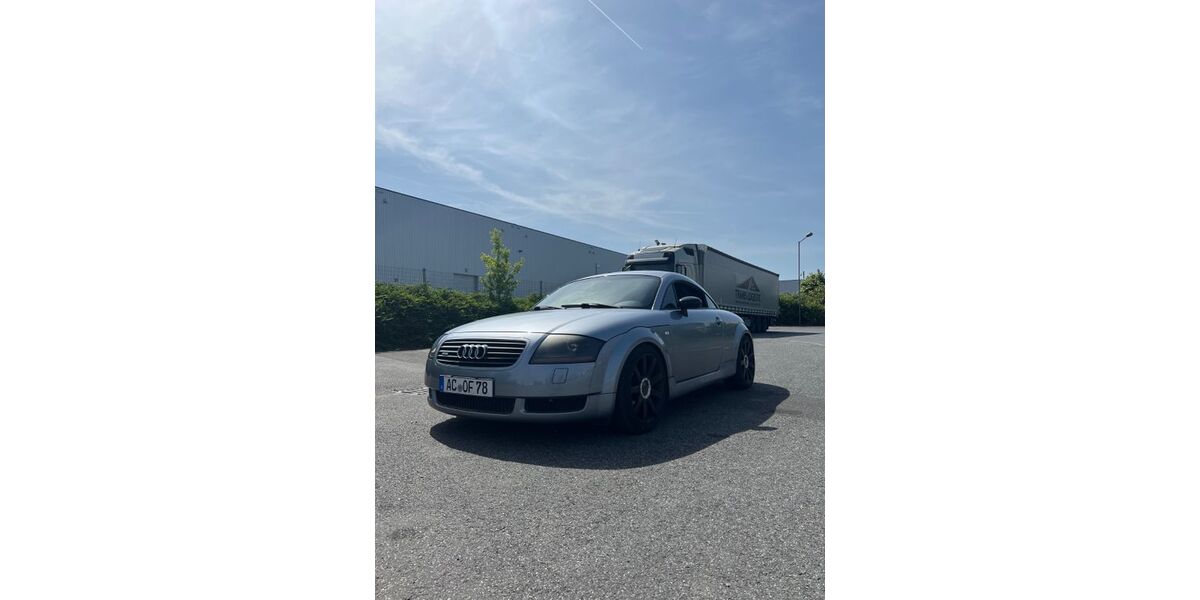Audi TT 209.877 km 5.600 &euro; Alsdorf 52477